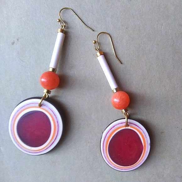 'Jaded Industry' Earrings - Beet Red - Picture 2 of 5